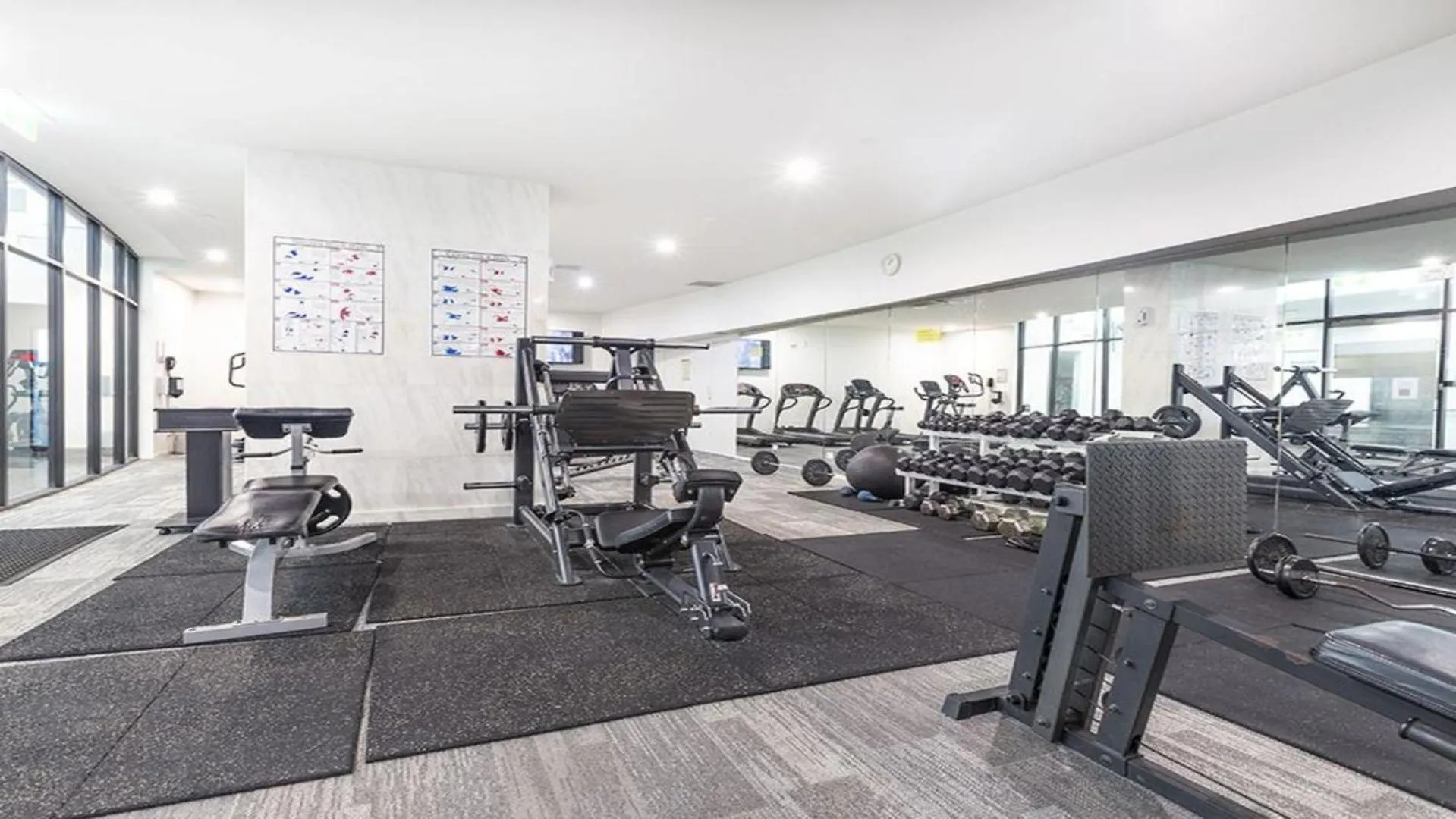 Modern 3 Bedroom Apartment With Ocean Views - Coasthm Gold Coast 0*,  Ausztrália